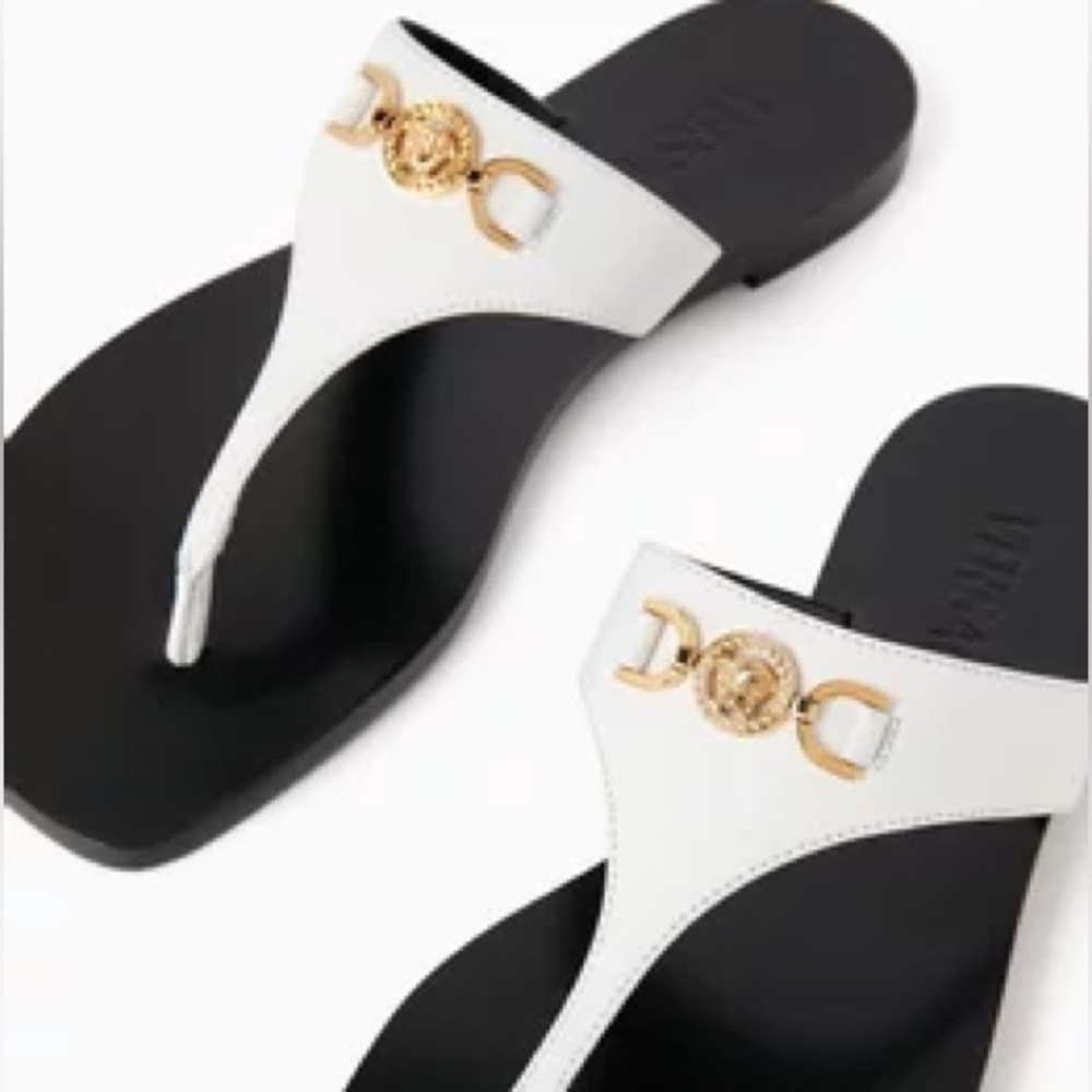 New Authentic VERSACE Medusa '95 Flat Sandals in Leather